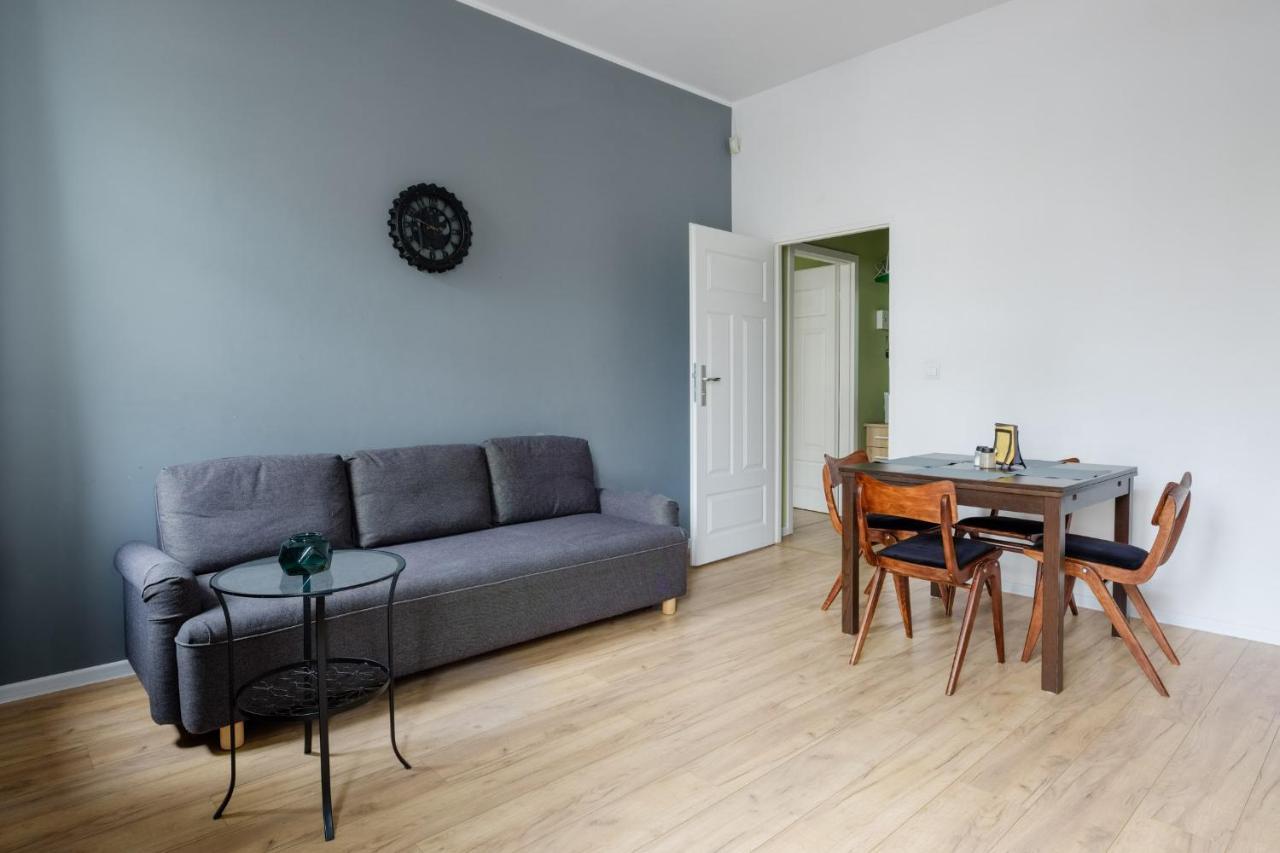 Apartment Starowiejska 37 *